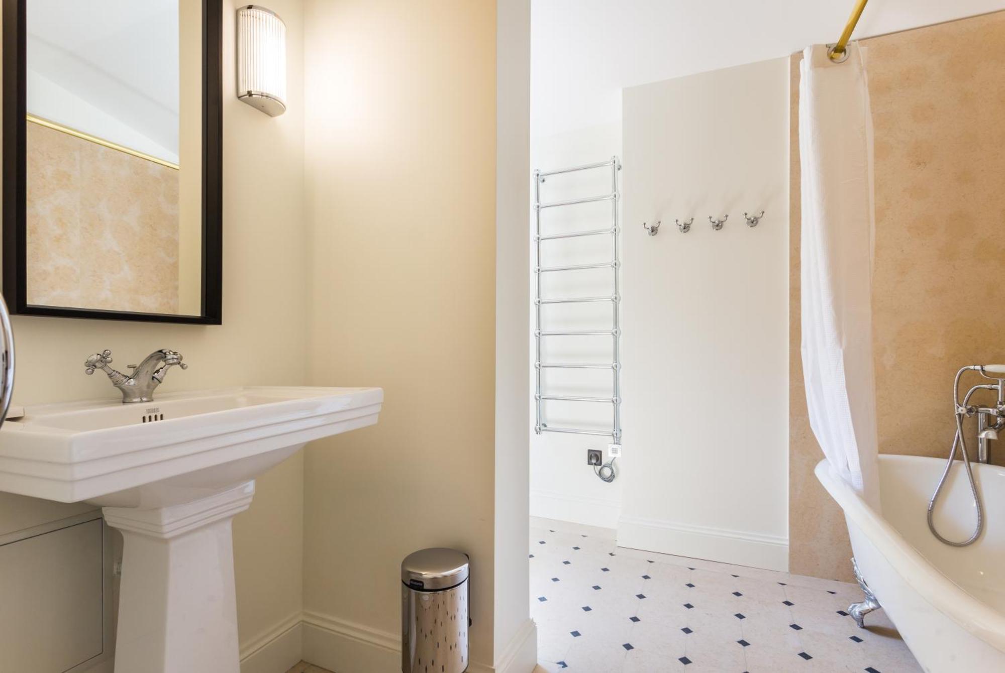 Exceptional Apartment - 3Br-8P - Pantheon Paris Luaran gambar